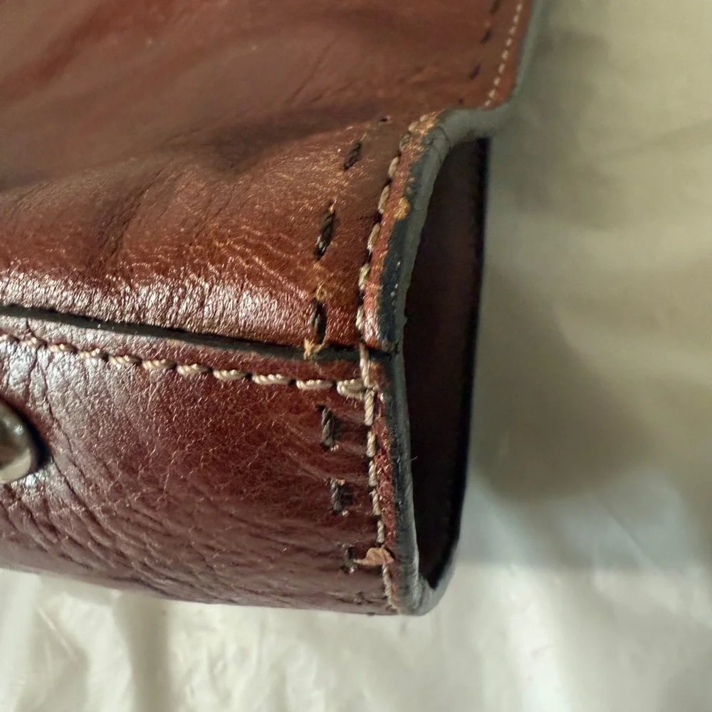 Fossil Brown Leather Shoulder Bag - Picture 8 of 15